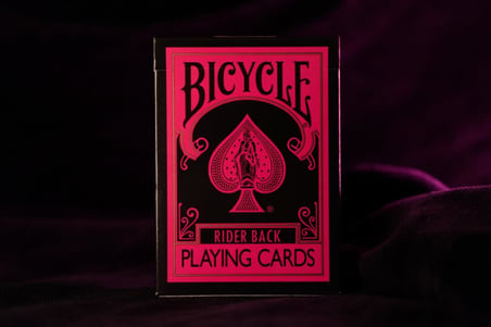 Bicycle Reverse (Pink - Black) Oyun İskambil Kartı