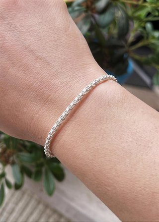 Kazaziye El Örgüsü İnce Gümüş Bileklik BIL2001