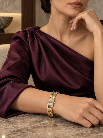 Gurmet Zincir Taş Detaylı Kuyum Model 14k Altın Renk XP Marka VIP Serisi 316L Paslanmaz Çelik Bileklik