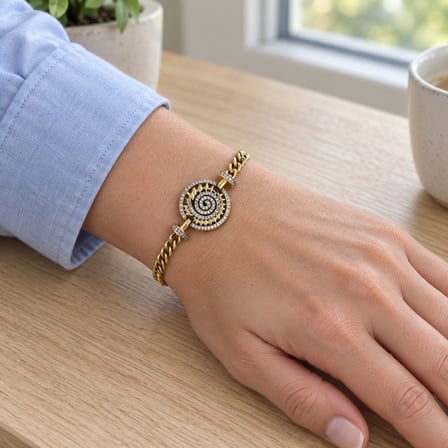 Altın Rengi Taşlı Spiral Motifli Zincir Kadın Bileklik 316L Paslanmaz Çelik