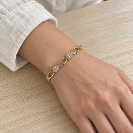 XP Marka 14K Altın Renginde Oval Halkalı Dikdörtgen Taşlı Kadın Bileklik