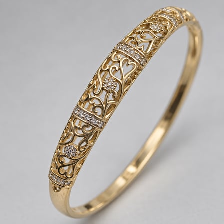 XP Aşkın Danteli 14K Altın Renginde Kalp Motifli Taşlı Ajur Kadın Kelepçe Bileklik - 16,5 - 18 cm (60)