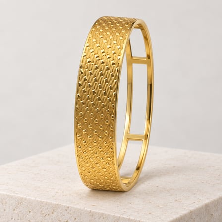 Altın Labirent Geometrik İşlemeli Gold Renk Kadın Kelepçe Bileklik - 16,5 - 18 cm (60)