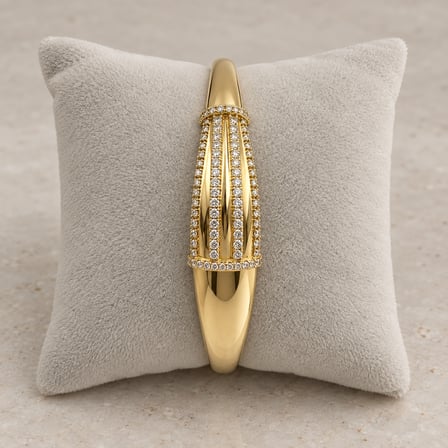 XP Golden Muse 14K Altın Renginde Taşlı Geometrik Tasarım Kadın Kelepçe Bileklik - 16,5 - 18 cm (60)