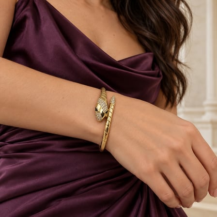 XP Serpent Aura 14K Altın Rengi Taşlı Yılan Figürlü Kadın Kelepçe Bileklik - 16,5 - 18 cm (60)
