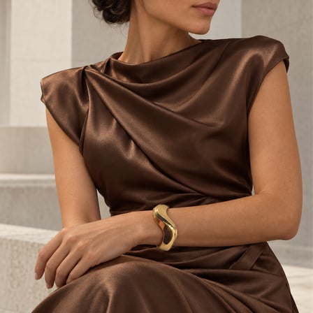 Liquid Gold Heykelsi Dalga Tasarımlı 14K Altın Rengi Kadın Kelepçe Bileklik - 16,5 - 18 cm (60)