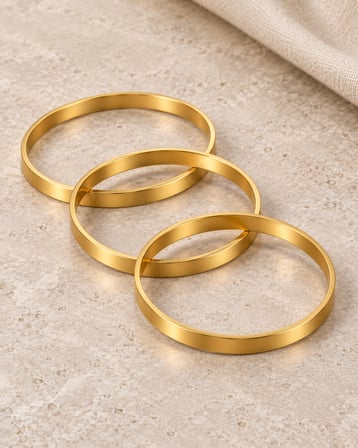 Dora’s Shine Aura Gold 3’lü Altın Renk Düz Yüzey Minimalist Kadın Halka Bilezik Seti - 66 numara - 21 - 22,5 cm