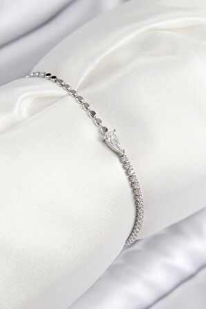 Pirinç Zirkon Taşlı Damla Model Ezme Zincir Gümüş Renk Kadın Bileklik