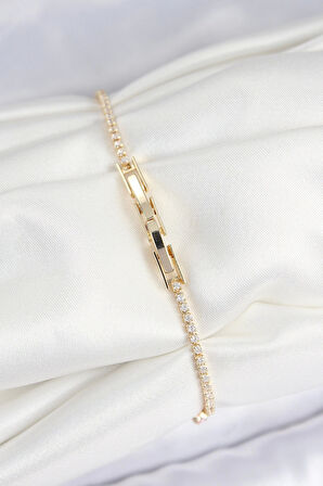 Pirinç Zirkon Taşlı Kare Model Gold Renk Kadın Bilekilk