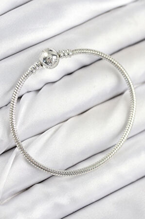 Pirinç Charm Topcuk Model Gümüş Renk Kadın Bileklik
