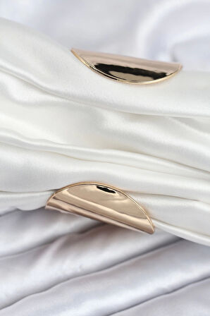 Pirinç Gold Renk Kıvrımlı Yarım Kelepçe Bileklik