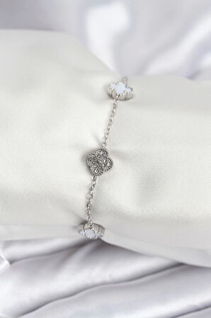 316L Çelik Gümüş Renk Beyaz ve Zirkon Taşlı Baby Boy Yonca Kadın Bileklik