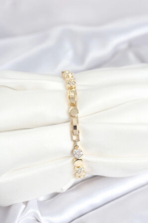 Pirinç Gold Renk Nokta Model Zirkon Taşlı Kadın Bileklik