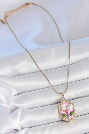 316L Çelik Gold Renk Zincir Pembe Mineli İncili Çiçek İşlemeli Portre Model Kadın Kolye