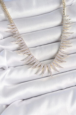 Pirinç Gold Renk Zirkon Taşlı Sivri Model VIP Seri Kadın Kolye