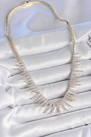 Pirinç Gold Renk Zirkon Taşlı Sivri Model VIP Seri Kadın Kolye