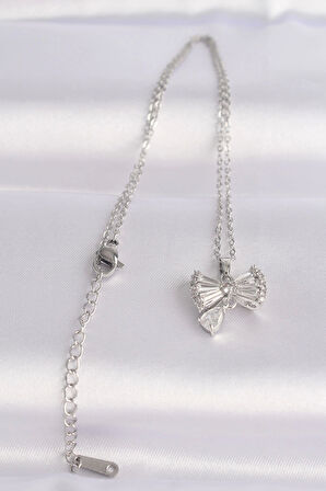 316L Çelik Zincir Gümüş Renk Zirkon Taşlı Kalp Detay Fiyonk Kolye