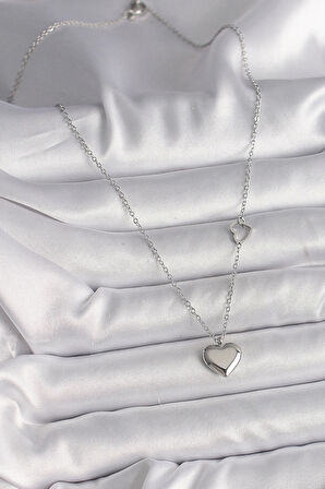 316L Çelik Gümüş Renk Zincir Kalp Detay Kalp Figür Kadın Kolye