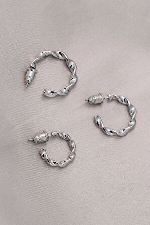 Burgu Model Gümüş Metal Küpe Seti