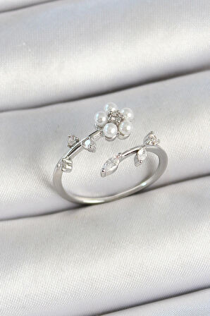 Pirinç İnci Detaylı Papatya Figürlü Zirkon Taşlı Gümüş Renk Ayarlanabilir Kadın Yüzük