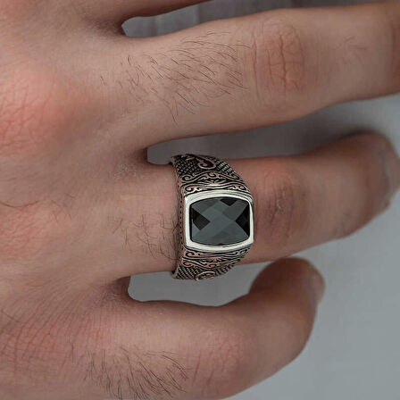 Gümüş Kesme Taşlı Desenli Erkek Yüzük