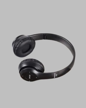 Ayarlanabilir Baş Bandı Ve Yumuşak Kulak Yastıklı Bluetooth Kulaklık
