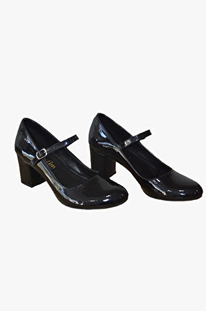 Siyah Rugan Klasik Topuklu Ayakkabı - BK-0035