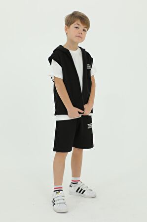 Bisiklet Yaka Erkek Çocuk Yelek t-shirt Ve Şort Üçlü Takım