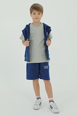 Bisiklet Yaka Erkek Çocuk Yelek t-shirt Ve Şort Üçlü Takım