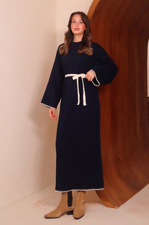 Balenbi Kadın Maxi Boy Bisiklet Yaka Kolları Çoban Dikişli Kuşaklı Tesettür Triko Elbise 8525
