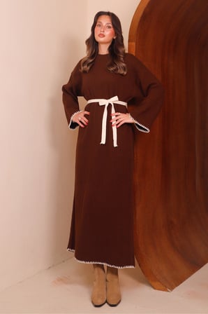 Balenbi Kadın Maxi Boy Bisiklet Yaka Kolları Çoban Dikişli Kuşaklı Tesettür Triko Elbise 8525