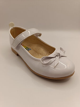 Kız Çocuk Rugan Kaydırmaz Taban Bıyık Babet