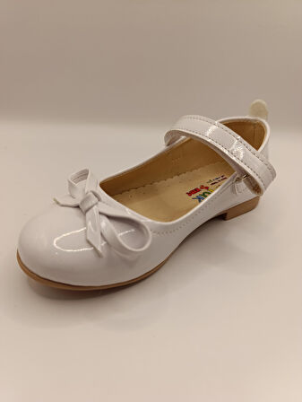 Kız Çocuk Rugan Kaydırmaz Taban Bıyık Babet