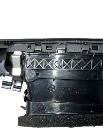 Jetta 2012-2015 Havalandırma Izgarası Komple Set Orjinal Sıfır