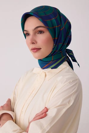 Belli Karma Desenli %100 Twill İpek Eşarp 4411D