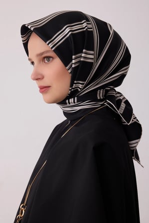 Belli Karma Desenli %100 Twill İpek Eşarp 4405D
