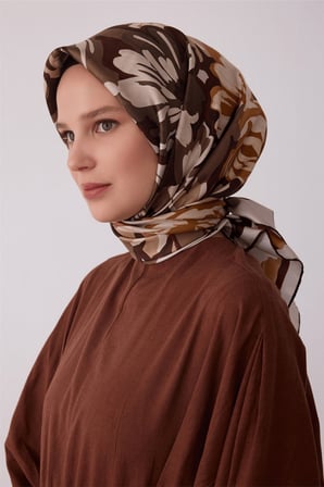 Belli Çiçek Desenli %100 Twill İpek Eşarp 4416D-85