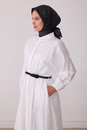 Belli Geometrik Desenli %100 Twill İpek Eşarp 4425D