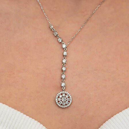 BlackCraft Gümüş Sıralı Zirkon Taşlı Çiçek Kadın Kolye (BC-77667E)