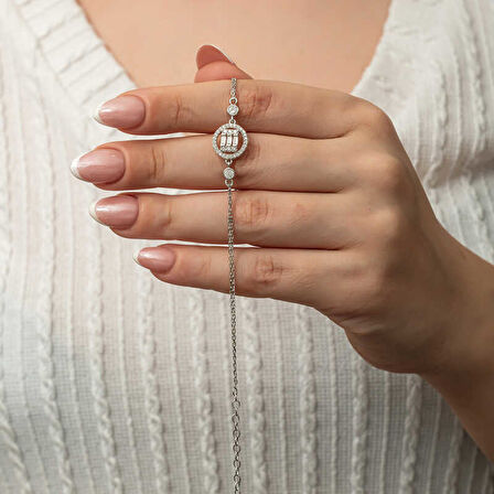 BlackCraft Gümüş Yuvarlak Baget Taşlı Kadın Bileklik (BC-035DBC)