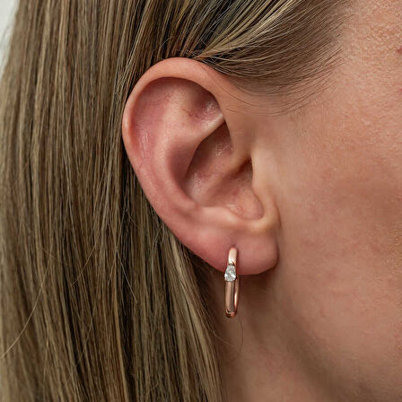 BlackCraft Gümüş Oval Damla Taşlı Kadın Küpe (BC-5D8C5B)