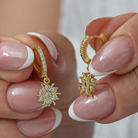 BlackCraft Gümüş Gold Sallantılı Güneş Kadın Küpe (BC-E8D0FA)