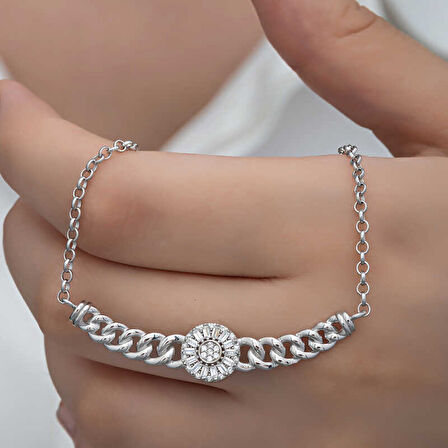 BlackCraft Gümüş Gurmet Zincirli Yuvarlak Baget Taşlı Kadın Kolye (BC-FCF888)