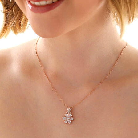 BlackCraft 925 Ayar Gümüş Rose Beyaz Sevgi Çiçeği Kadın Kolye (BC-A893E2)