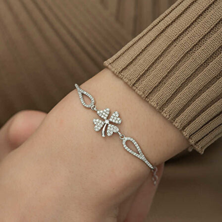 BlackCraft 925 Ayar Gümüş Yonca Bileklik stil sahibi