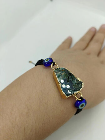 Tek Taş Akik Örgü Bileklik – El Yapımı Zarif Tasarım (Kadın)