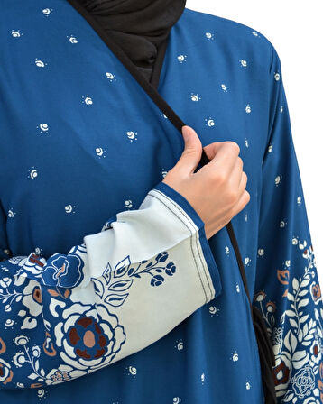Noktalı Çiçek Desen Kruvaze Namaz Elbisesi – %100 Viskon, Yandan Bağlamalı, Rahat Kalıp 36-46 Beden