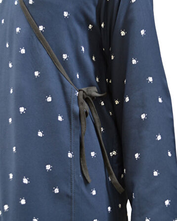 Noktalı Çiçek Desen Kruvaze Namaz Elbisesi – %100 Viskon, Yandan Bağlamalı, Rahat Kalıp 36-46 Beden