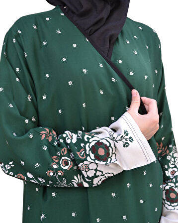 Noktalı Çiçek Desen Kruvaze Namaz Elbisesi – %100 Viskon, Yandan Bağlamalı, Rahat Kalıp 36-46 Beden