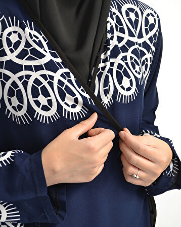 Halkalı Desenli Kruvaze Namaz Elbisesi – Yandan Bağlamalı, Rahat Kesim 36–46 Beden